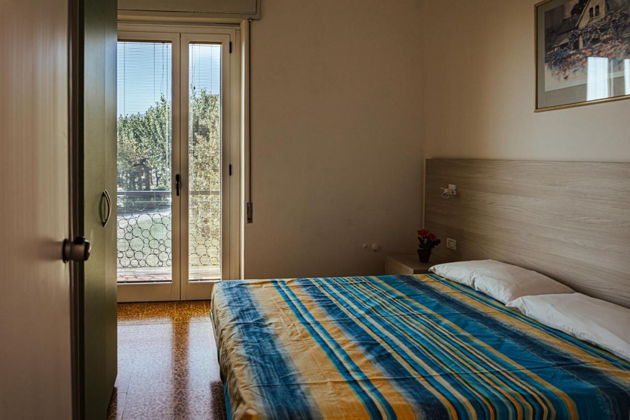 Camping Zocco Manerba del Garda Exterior photo